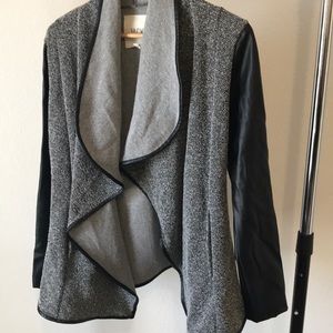 Gray moto-jacket